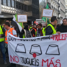 Manifestación de examinadores de tráfico celebrada este lunes en Madrid. / EP