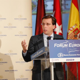 El candidato del PP a la alcaldía de Madrid, José Luis Martínez-Almeida, protagoniza este lunes un desayuno informativo organizado por Nueva Economía Fórum. EFE/J.P. Gandul