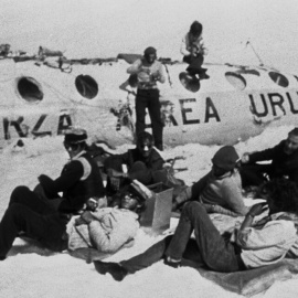 Imagen de archivo de los supervivientes tras ser rescatados la víspera de Navidad de 1972.