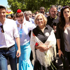 15/05/2019 - La alcaldesa de Madrid y candidata de Más Madrid al Ayuntamiento de capital, Manuela Carmena, y el candidato de la misma formación a la Comunidad, Íñigo Errejón, en las fiestas de San Isidro. / TWITTER - MANUELA CARMENA