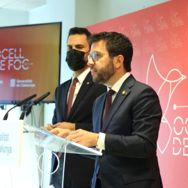 Departament d’Empresa. Peu de foto: El president Aragonès i el conseller Torrent durant la presentació d’”Ocell de Foc”.