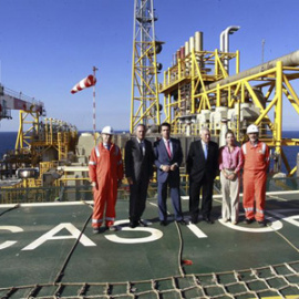 Alberto Fabra, José Manuel Soria y José Manuel García-Margallo durante su visita a las instalaciones del proyecto Castor. EFE