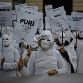 Grupos feministas se concentran por los últimos asesinatos machistas, en la Puerta del Sol de Madrid, a 25 de marzo de 2024, en Madrid.