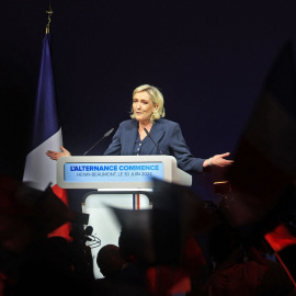 Imagen de archivo de Marine Le Pen, durante un mitin de su partido, Agrupación Nacional