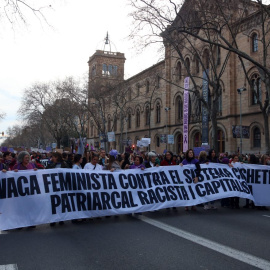 08/03/2023 - Imatge de la massiva manifestació feminista d'aquest 8-M del 2023 a Barcelona.