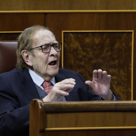 21/03/2023.- El profesor Ramón Tamames durante el debate de la moción de censura de VOX contra el presidente del Gobierno, Pedro Sánchez, con Tamames como candidato a la Presidencia, este martes en el Congreso de los Diputados. EFE/Chema Mo