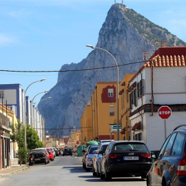 La barriada de San Bernardo, en la Línea de la Concepción de Cádiz, donde anoche fue detenido el narcotraficante Antonio Tejón. /EFE