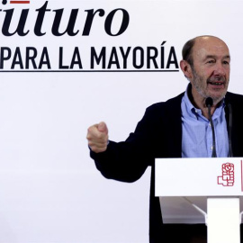 El ex-secretario general del PSOE, Alfredo Pérez Rubalcaba, durante el acto de inicio de campaña que los socialistas de Castilla y León.- EFE