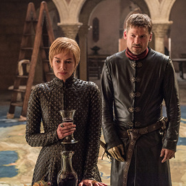 Los hermanos Cersei y Jamie Lannister.