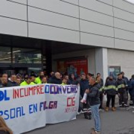 Los trabajadores de Lidl en Narón llevan en huelga 67 días para exigir que se cumpla su convenio