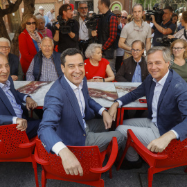 El presidente de la Junta de Andalucía, Juan Manuel Moreno Bonilla, durante un acto del PP de Madrid en Alcorcón, a 21 de abril de 2023.