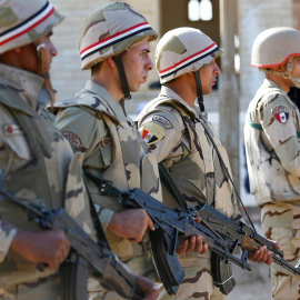 1/12/2017 - Militares en el norte del Sinaí, Egipto, en una imagen de archivo. / REUTERS -