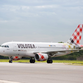 Un Airbus a319 de la aerolínea Volotea.