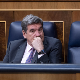 El ministro de Inclusión, Seguridad Social y Migraciones, José Luis Escrivá, durante una sesión plenaria en el Congreso de los Diputados, a 9 de junio de 2022, en Madrid (España)