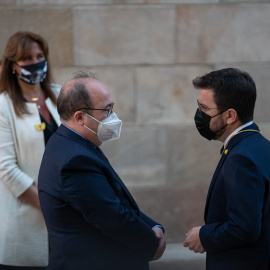 La presidenta del Parlament, Laura Borràs (i), el ministro de Política Territorial y Función Pública y secretario del PSC, Miquel Iceta (c), y el presidente de la Generalitat, Pere Aragonès (d),