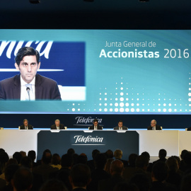 El presidente de Telefonica, José María Álvarez-Pallete, durante su intervención en la junta general de accionistas de la empresa, la primera desde que accedió a la presidencia. EFE/Fernando Villar