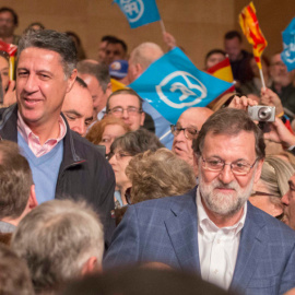 El candidat del PP català, Xavier Garcia Albiol, i el líder estatal del partit i president del Govern espanyol, Mariano Rajoy, en el míting d'aquest diumenge a Salou.