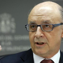 El ministro de Hacienda, Cristóbal Montoro, se opone a que Aragón ayude a las entidades de economía social con deducciones en el IRPF a sus socios.