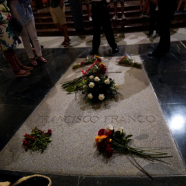 La tumba del dictador Francisco Franco en la Basílica del Valle de los Caídos. REUTERS/Juan Medina