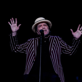 El cantante Joaquín Sabina durante una actuación en el Wizink Center, a 23 de mayo de 2023, en Madrid.