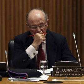 El exvicepresidente y exministro de Economía Rodrigo Rato, durante su comparecencia en la Comisión de investigación de la crisis financiera. | J.J. GUILLÉN (EFE)