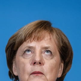 La canciller alemana y líder de la Unión Cristianodemócrata (CDU), Angela Merkel, durante la rueda de prensa tras las negociaciones para la formación de Gobierno con el jefe de la Unión Socialcristiana de Baviera (CSU), Horst Seehofer, y el