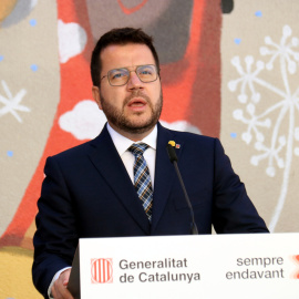 El president de la Generalitat, Pere Aragonès, durant la declaració institucional que ha fet a Fonollosa, al Bages.