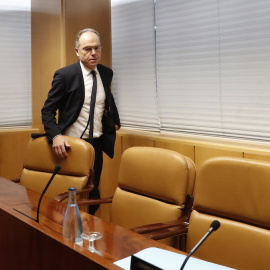 El presidente de Adif, Juan Bravo, mano derecha de Alberto Ruiz Gallardón en la Comunidad de Madrid y en Ayuntamiento de la capital, en su comparecencia en la comisión de investigación de corrupción de la Asamblea de Madrid. EFE