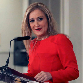 Cristina Cifuentes durante su intervención en el desayuno informativo. | BALLESTEROS (EFE)