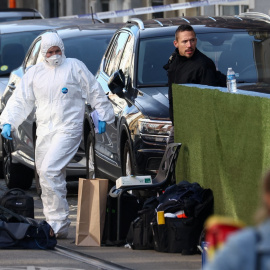 Policías en Bruselas tras el atentado.