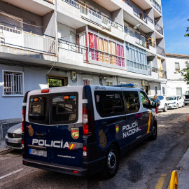 Imagen de archivo de un furgón policial, a 30 de agosto de 2023, en Béjar, Salamanca.