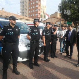 Policías locales de Albacete durante un servicio. (EP)