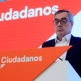 El secretario general de Ciudadanos (Cs), José Manuel Villegas, durante la rueda de prensa para analizar la actualidad, este jueves en la sede del partido naranja en Madrid.- EFE/Fernando Alvarado