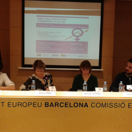 Presentació de l'estudi 'La fiscalitat a Espanya des d'una perspectiva de gènere', aquest dijous a l'Aula Europa de Barcelona. / Marc Font.