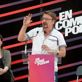 El cabeza de lista de En Comú Podem, Xavier Domènech, participa en un acto electoral de esta formación.- EFE/Robin Townsend