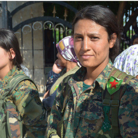 Fotografía de Barin Kobane, la combatiente kurda torturada y mutilada supuestamente por el Ejército de Turquía.