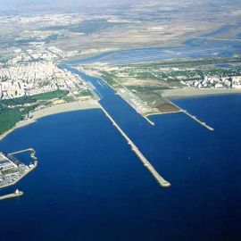 La bahía de Cádiz ya sufrió en 1755 olas de más de 15 metros.