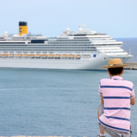 Vaixell al port d'Eivissa.  / Ministeri de Foment