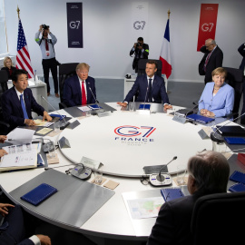 26/08/2019 - El presidente del Consejo de la UE, Donald Tus acompañado de Giuseppe Conte (Italia), Shinzo Abe (Japón), Donald Trump (EEUU), Emmanuel Macron (Francia) Angela Merkel (Alemania), Justin Trudeau (Canadá) en la cumbre del G7 - Ia