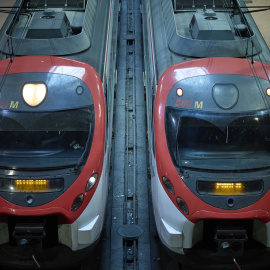 Varios trenes en la estación de Atocha-Almudena Grandes, a 1 de septiembre de 2023, en Madrid.