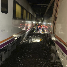 Imagen de los dos trenes que colisionaron en la zona de los túneles de El Chorro, en Málaga.