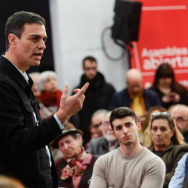 El secretario general del PSOE, Pedro Sánchez, ha participado hoy en Castellón en una asamblea abierta con militantes y simpatizantes. EFE/Domenech Castelló