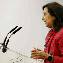 La portavoz socialista en el Congreso de los Diputados Margarita Robles, durante la rueda de prensa de ayer tras la Junta de Portavoces. EFE/Chema Moya