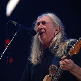 El rockero madrileño Rosendo, durante su última actuación en en el WiZink Center, en el concierto con el que se despide de Madrid después de 45 años de rock | EFE