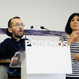 Los portavoces de Podemos Pablo Echenique e Idoia Villanueva durante la rueda de prensa ofrecida al término del Consejo de Coordinación del Partido, hoy en Madrid. EFE