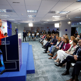 La ministra de Economía y Empresa en funciones, Nadia Calviño, durante su intervención este jueves en la primera edición de los Desayunos Efeminista, en la sede de la Agencia Efe, en Madrid, donde ha sido presentada por el presidente del Go