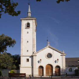 Fachada de la Iglesia de las Esclavas en La Moraleja (Alcobendas).