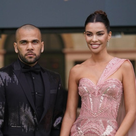 Dani Alves y Joana Sanz.