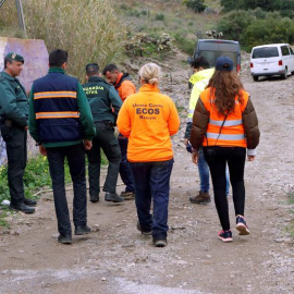 Agentes de la Guardia Civil participan en la búsqueda de Gabriel Cruz, el niño de 8 años desaparecido el pasado martes en Las Hortichuelas, en Níjar (Almería). EFE/Ricardo Garcia