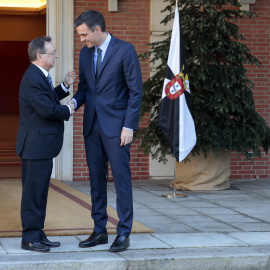 Pedro Sánchez recibe al presidente de Ceuta